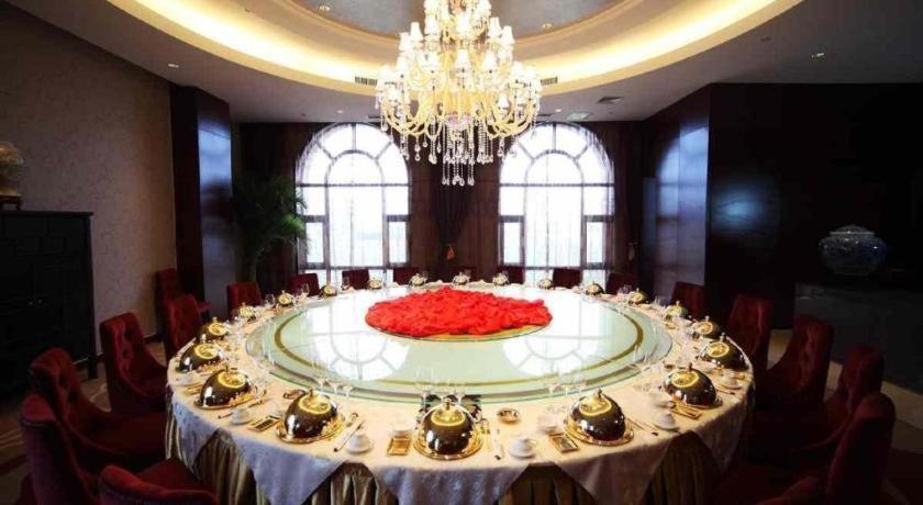 Haiyang Shenglong Jianguo Hotel Hai-yang-hsien Εξωτερικό φωτογραφία