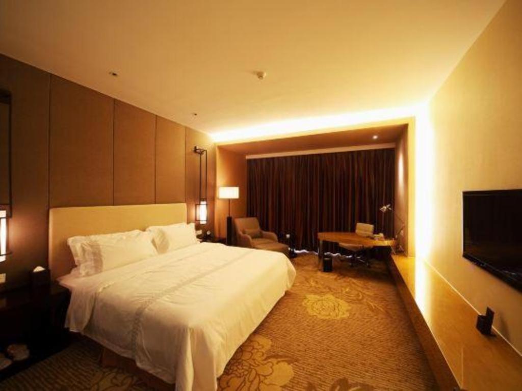 Haiyang Shenglong Jianguo Hotel Hai-yang-hsien Εξωτερικό φωτογραφία